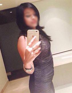 Manyta 22 year female call girls in delhi