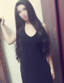 Zoya 22 year female call girls in delhi